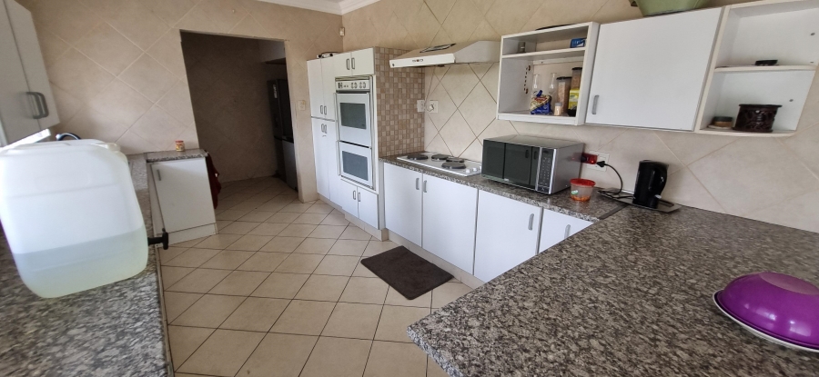 To Let 4 Bedroom Property for Rent in Elandsrand North West